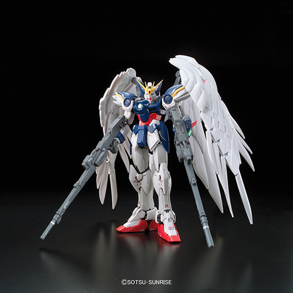 Gundam Model Kit 1/144: Real Grade Wing Gundam Zero EW - Colonies Liberation Organization Mobile Suit XXXG-OOWO